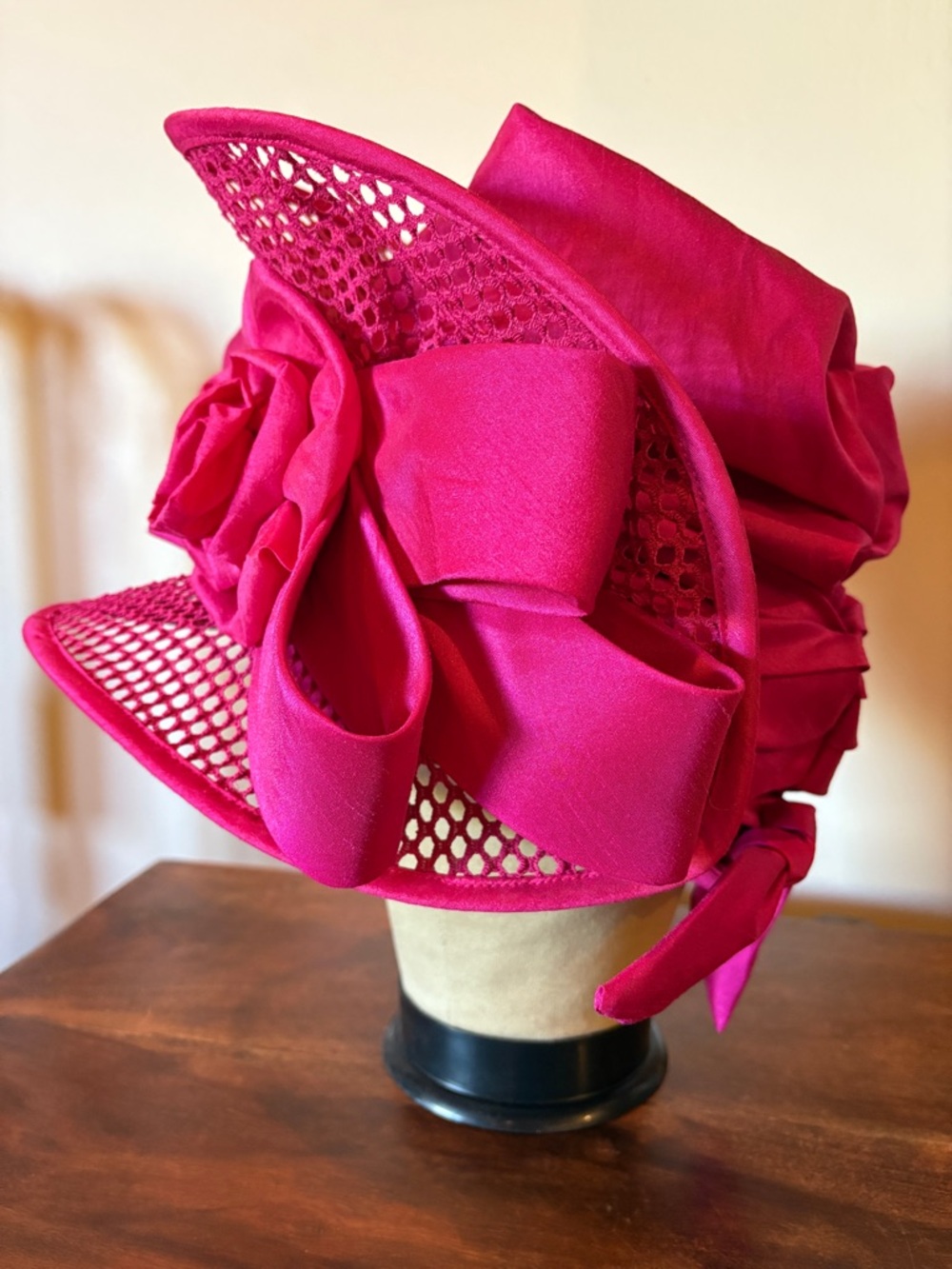 Women’s Elegant Derby Sunday Best Church Hot Pink Fuchsia Turban Hat - Unbranded